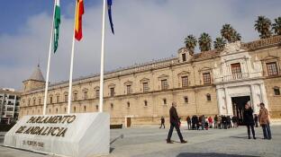 Hospital de las Cinco Llagas, sede del Parlamento de Andalucía, adonde el Ayuntamiento de Sevilla llevará de nuevo un proyecto sobre capitalidad