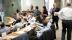 Un grupo de empresarios irlandeses en las aulas de San Telmo. A la derecha, su director, Antonio García de Castro