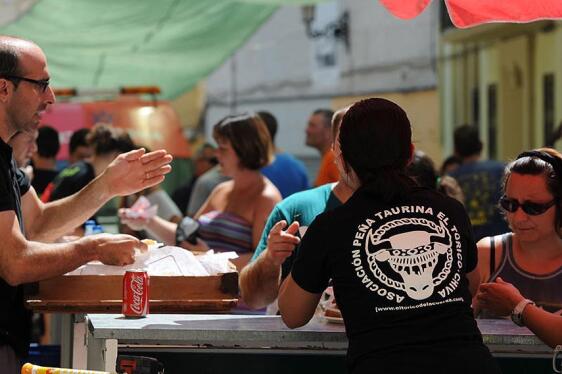 Feria del jamón y vaquillas en Chiva