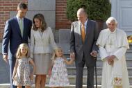 La Familia Real recibe al Papa en La Zarzuela