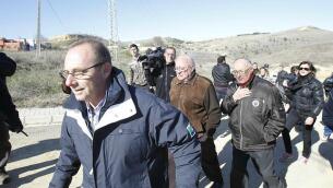 Antonio del Castillo ha acudido al lugar donde se está llevando a cabo la búsqueda de la joven