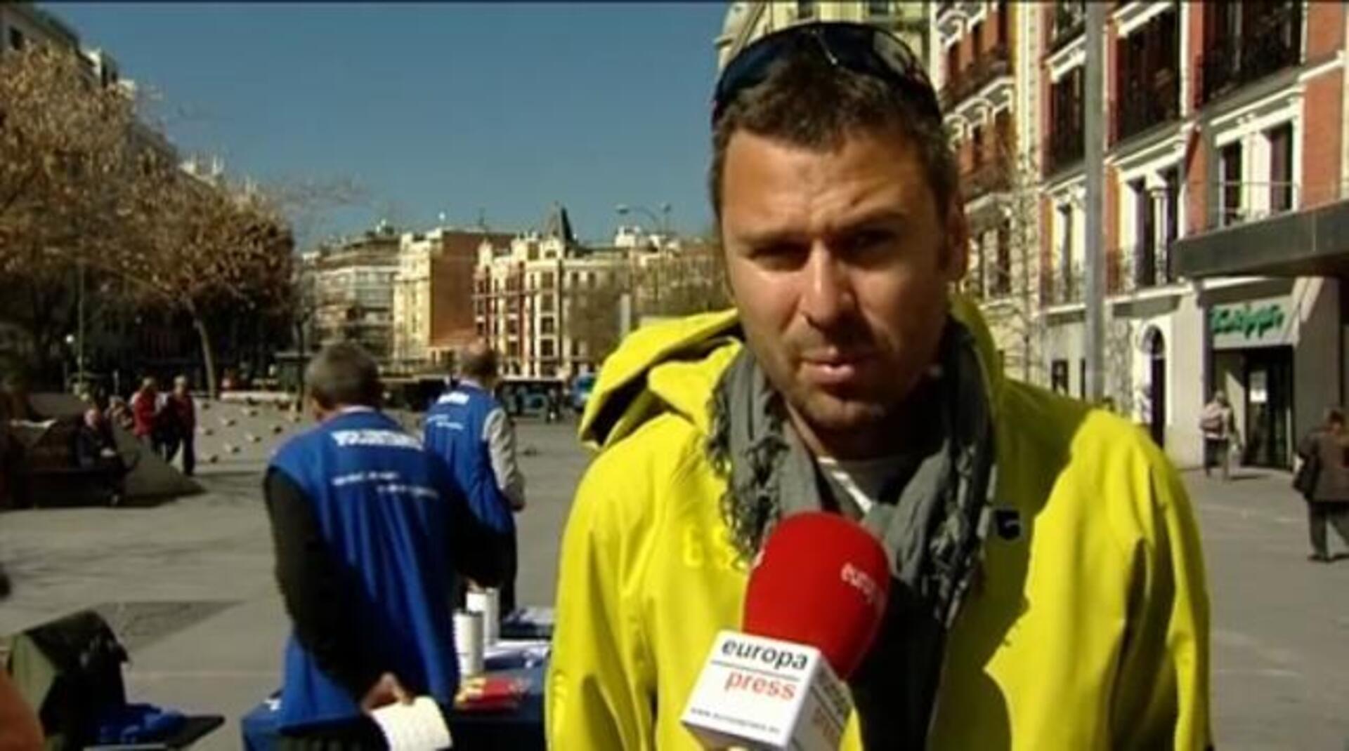 La AVT sale a la calle para recaudar fondos