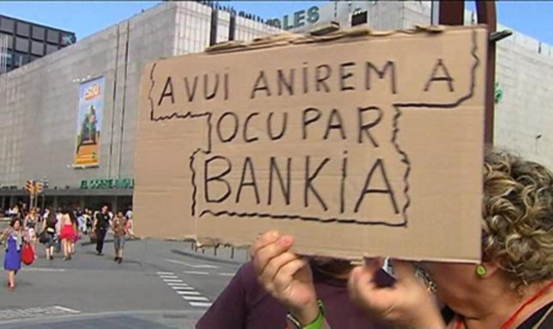 "Yayoflautas" contra Bankia y la Caixa