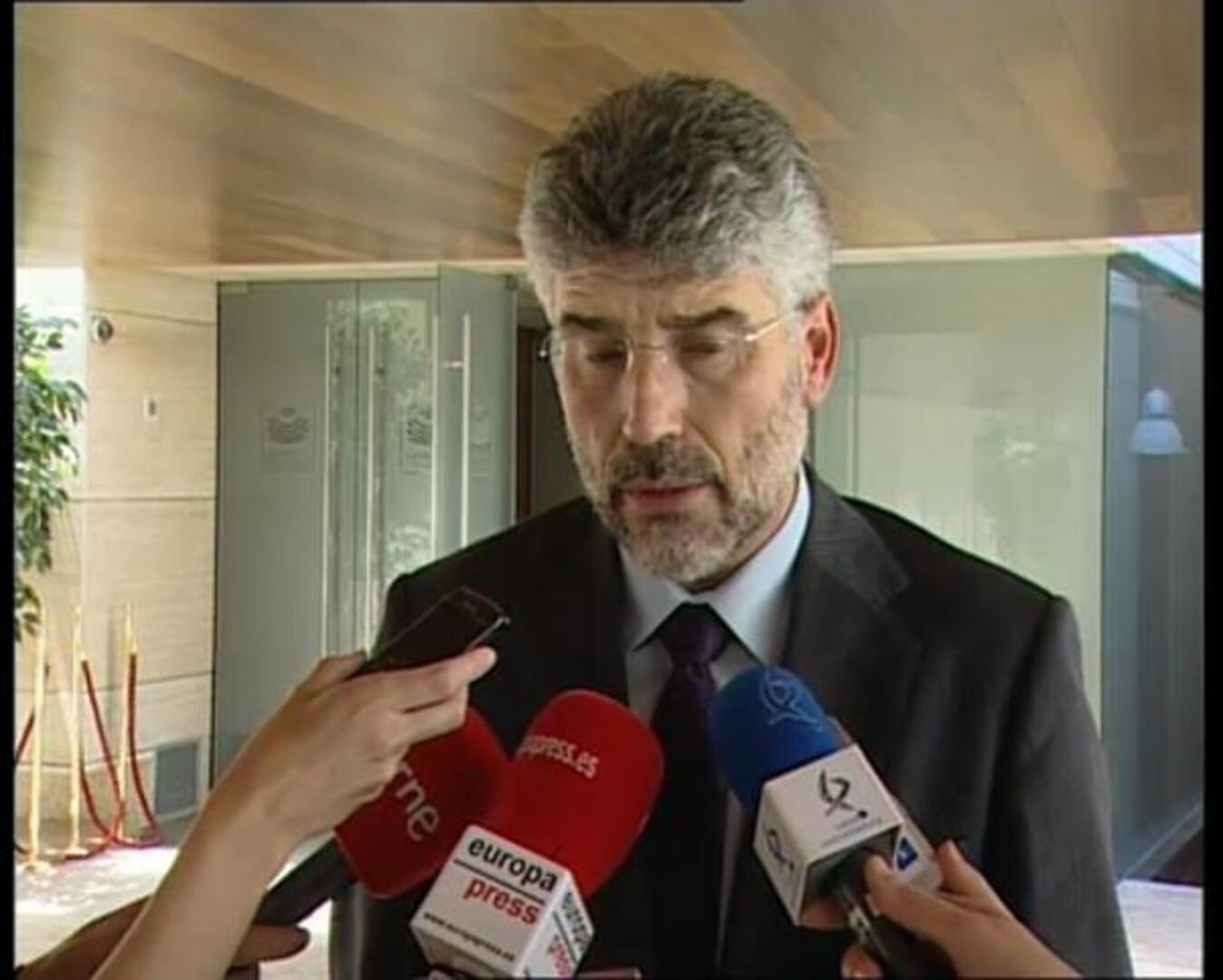 Cantero, García y Escobar valoran legalización Sortu