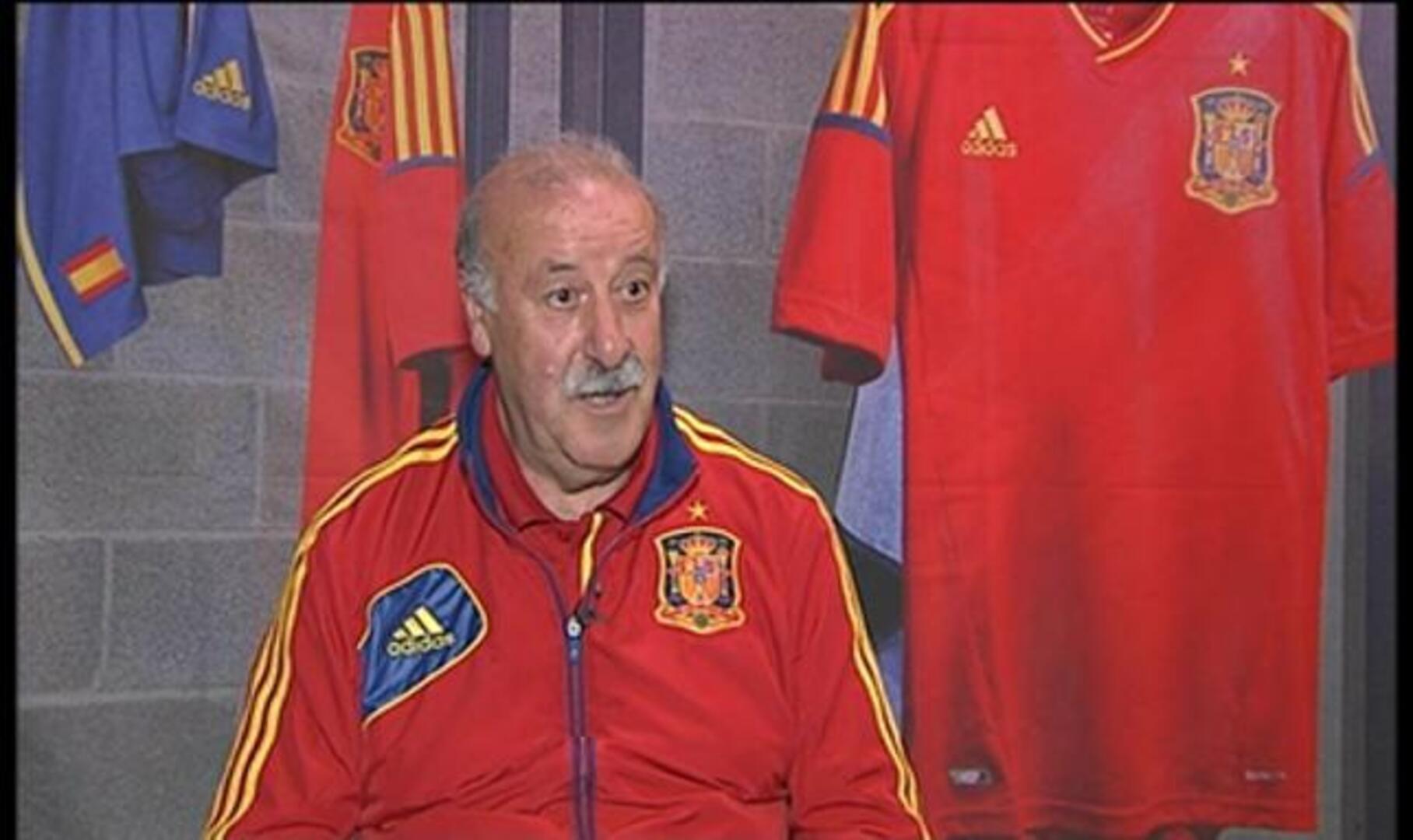 Del Bosque: "España e Italia tienen vidas paralelas"
