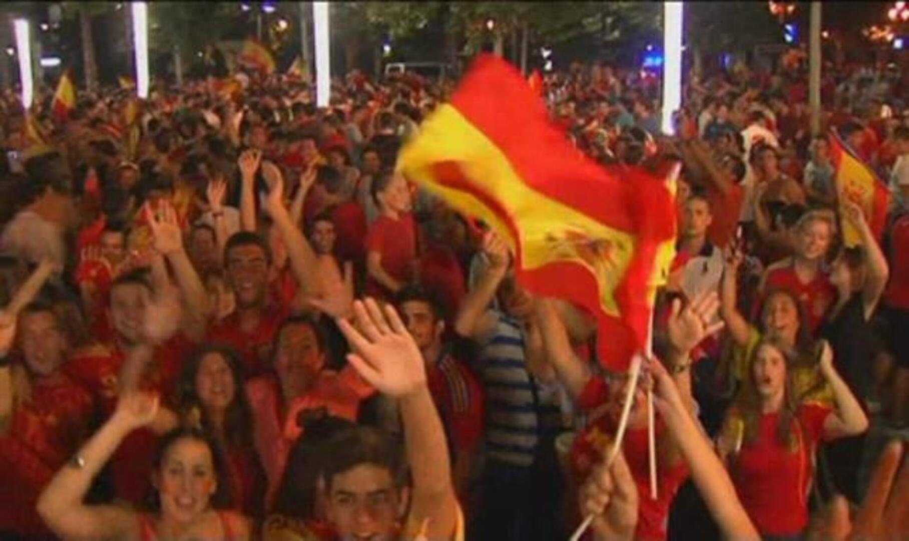 Sevilla vibra con el triunfo de la Selección