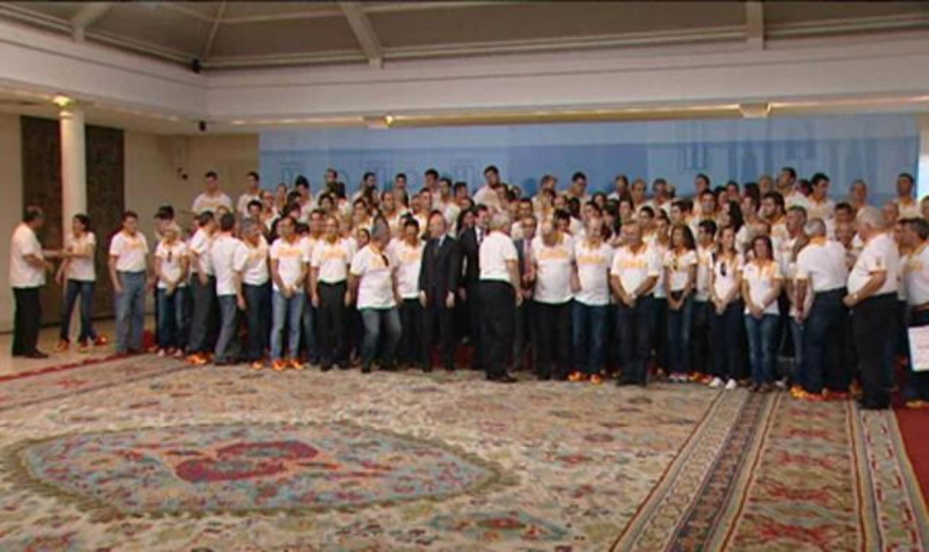 Rajoy: "Haremos lo mismo que los deportistas: trabajo, esfuerzo, dedicación y perseverancia"
