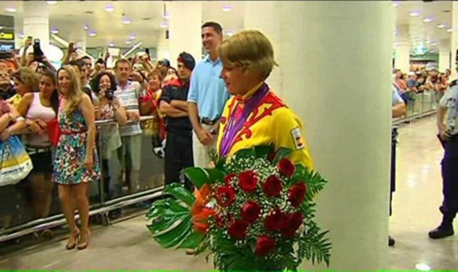 Mireia Belmonte ya está en casa