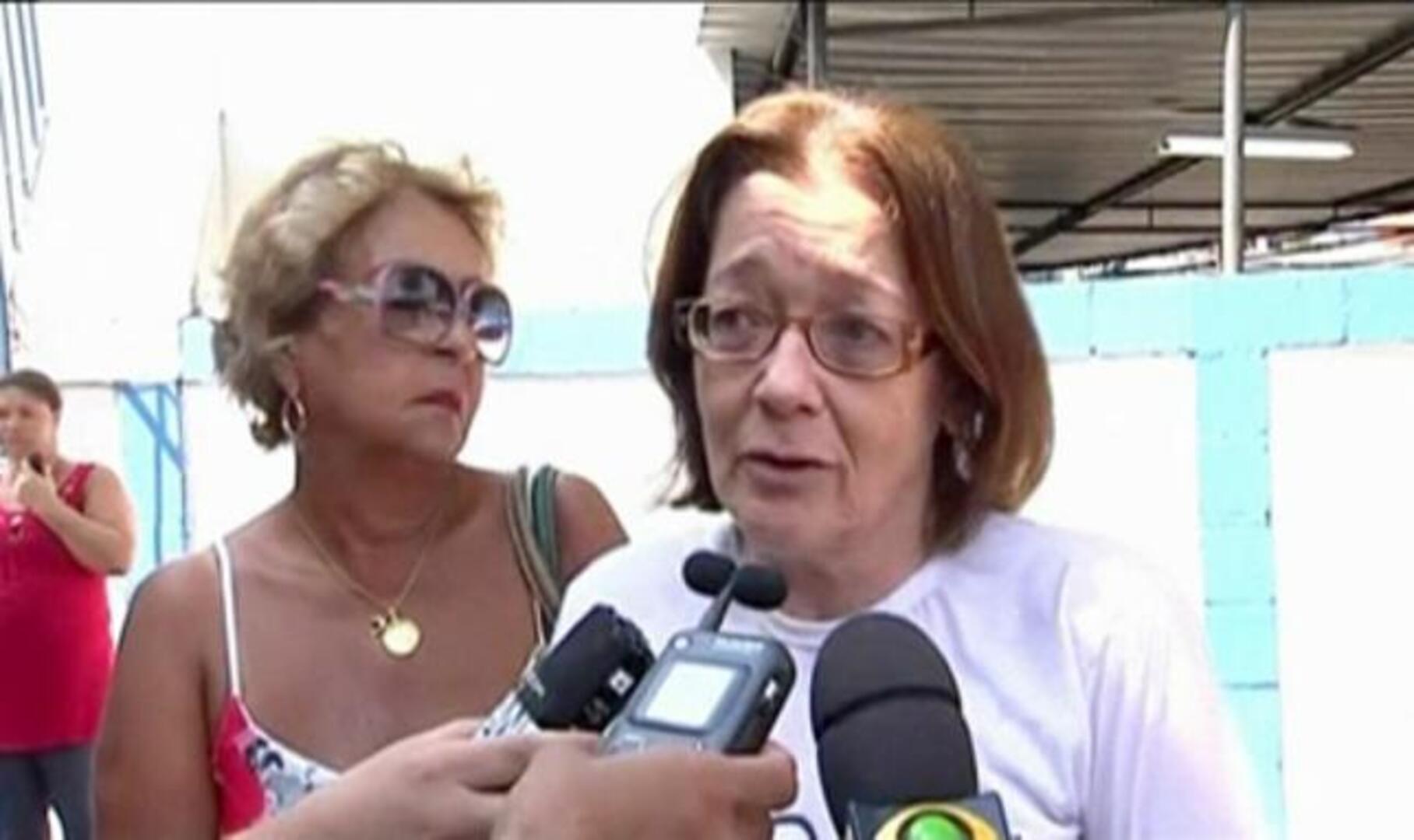 Dolor en el entierro de los seis jóvenes asesinados en Brasil