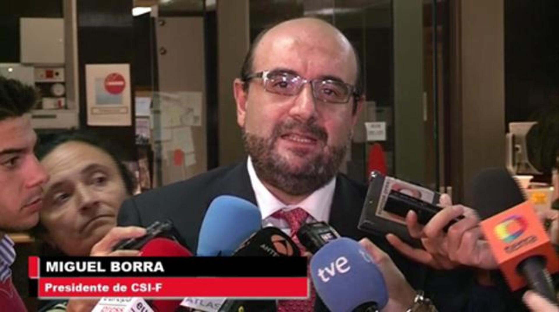 Gobierno congela los sueldos de los funcionarios en 2013