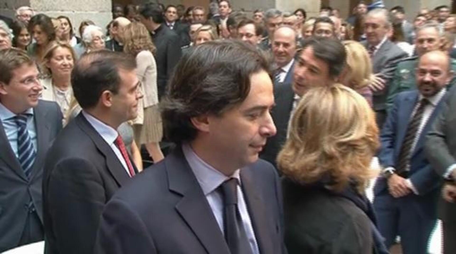 González toma posesión como presidente madrileño