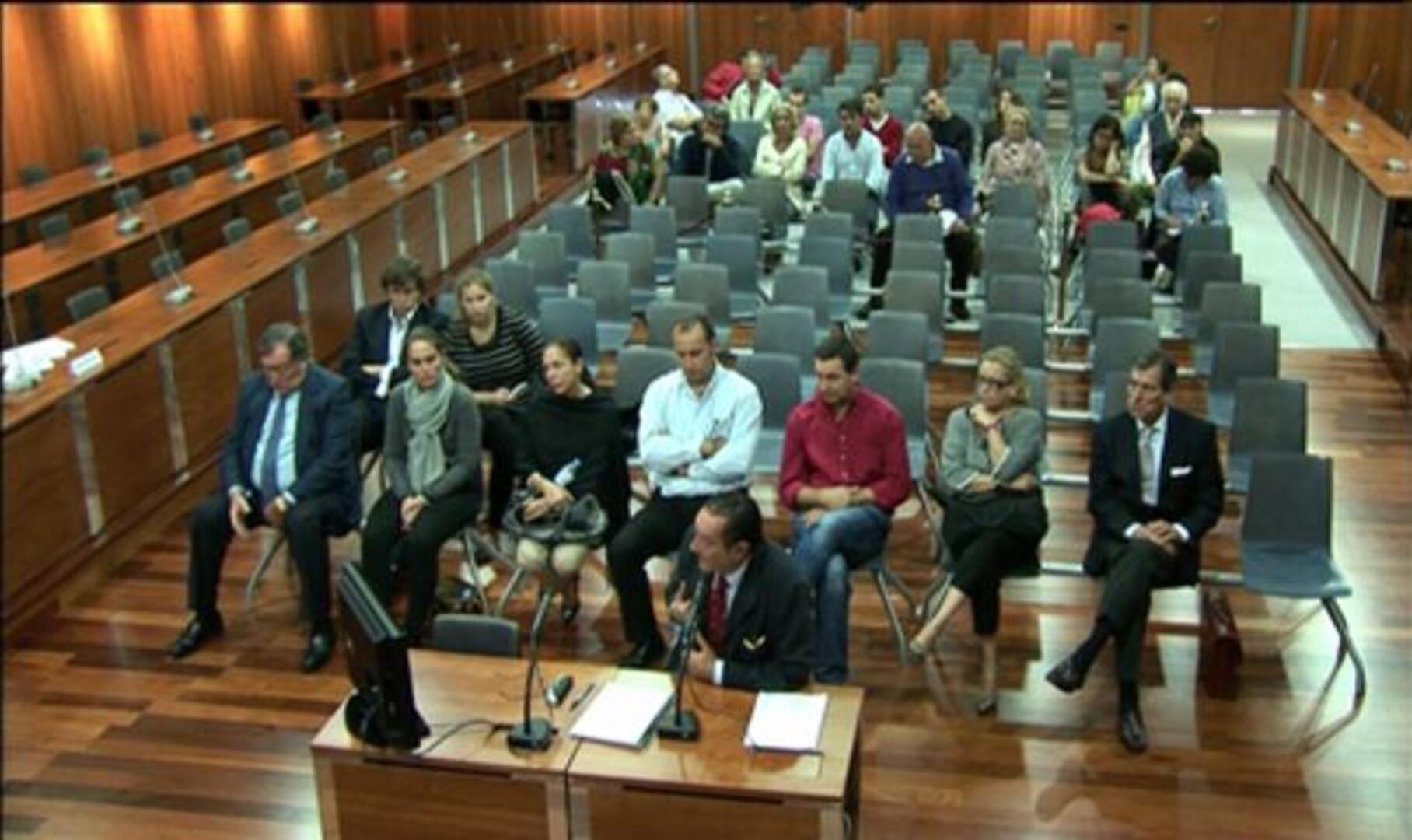 Julián Muñoz reconoce haber recibido gratificaciones de Gil que no declaraba
