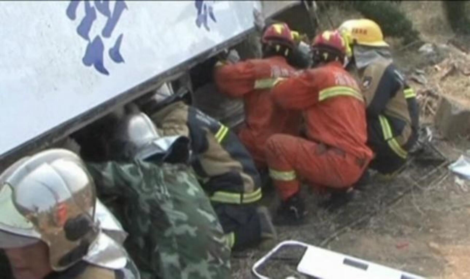 14 personas mueren en el choque de dos autobuses en China