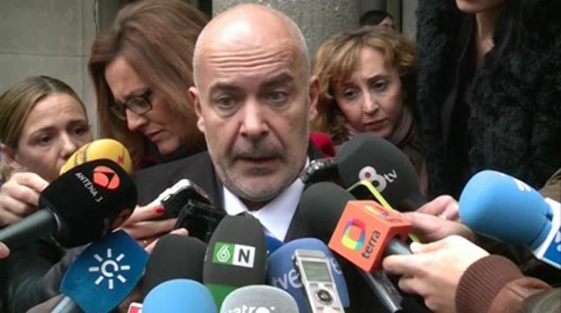 Flores (Diviertt) comparecerá dos días al mes en el juzgado