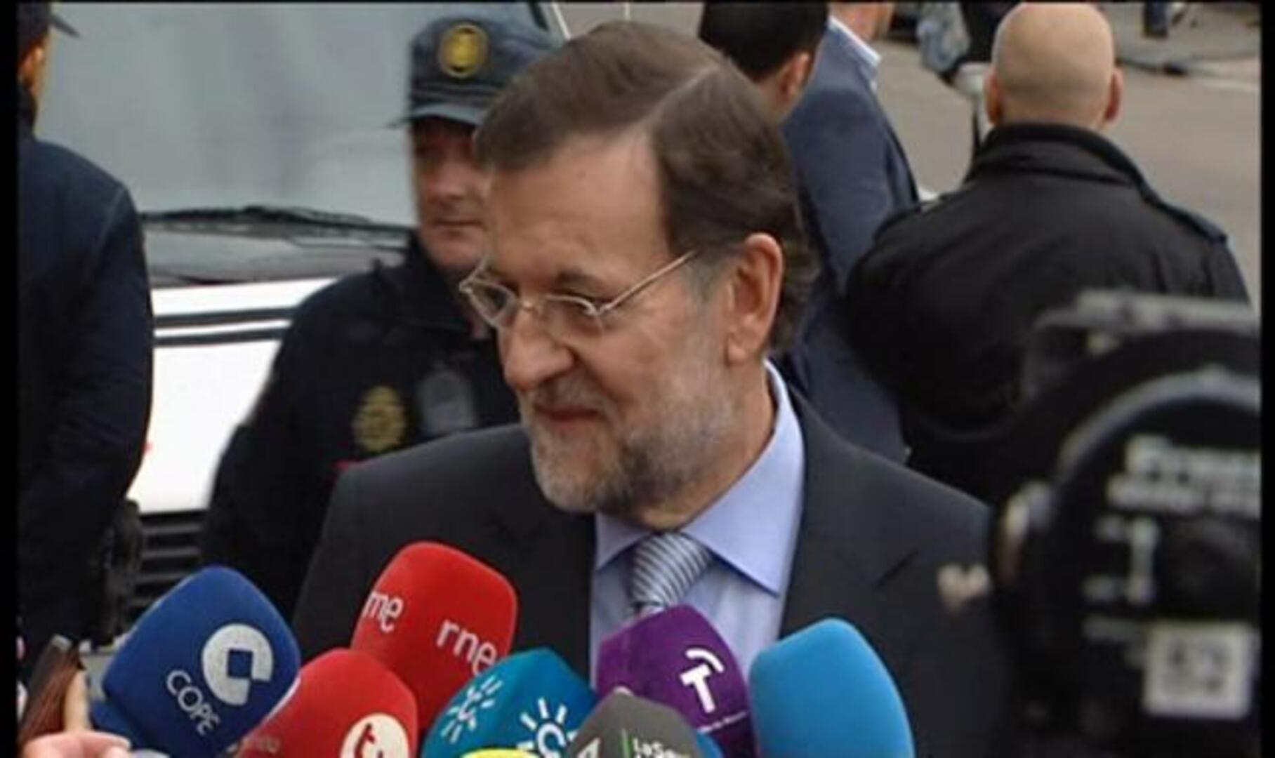 Rajoy visita al rey en hospital