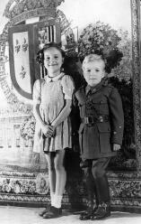 Doña Pilar de Borbón, una vida en imágenes 
